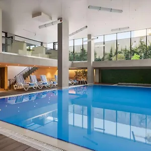 Ramada By Wyndham Old Otel